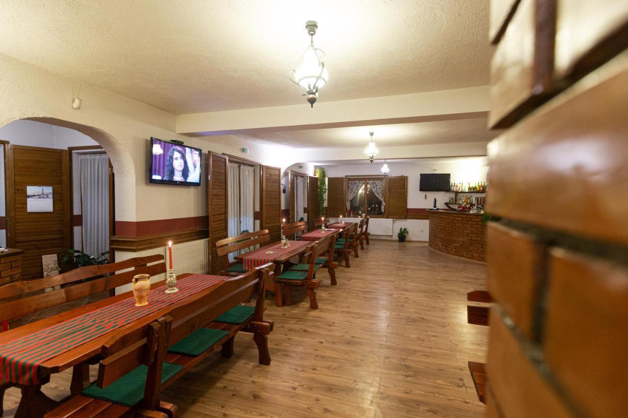 Pensiunea Si Restaurant Erdo Székelyudvarhely Kültér fotó