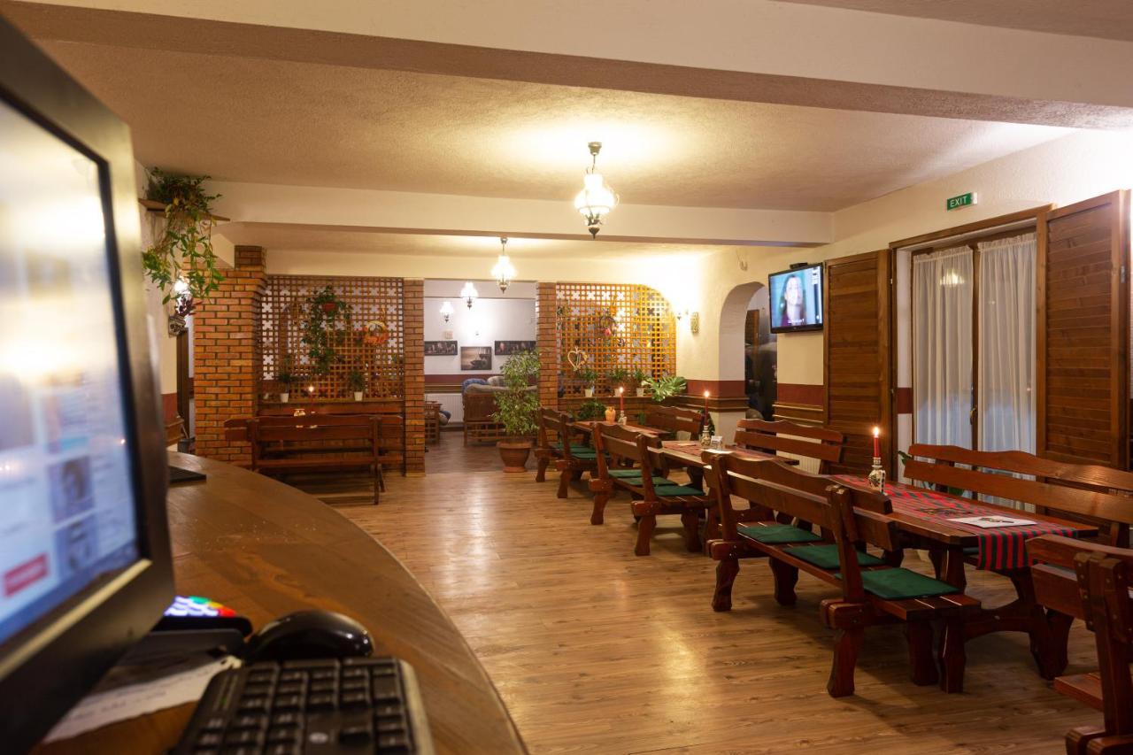 Pensiunea Si Restaurant Erdo Székelyudvarhely Kültér fotó