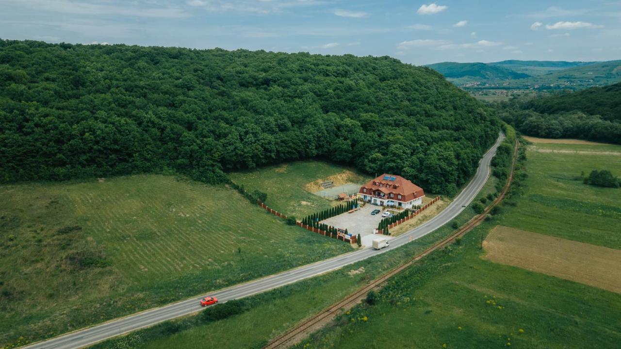 Pensiunea Si Restaurant Erdo Székelyudvarhely Kültér fotó